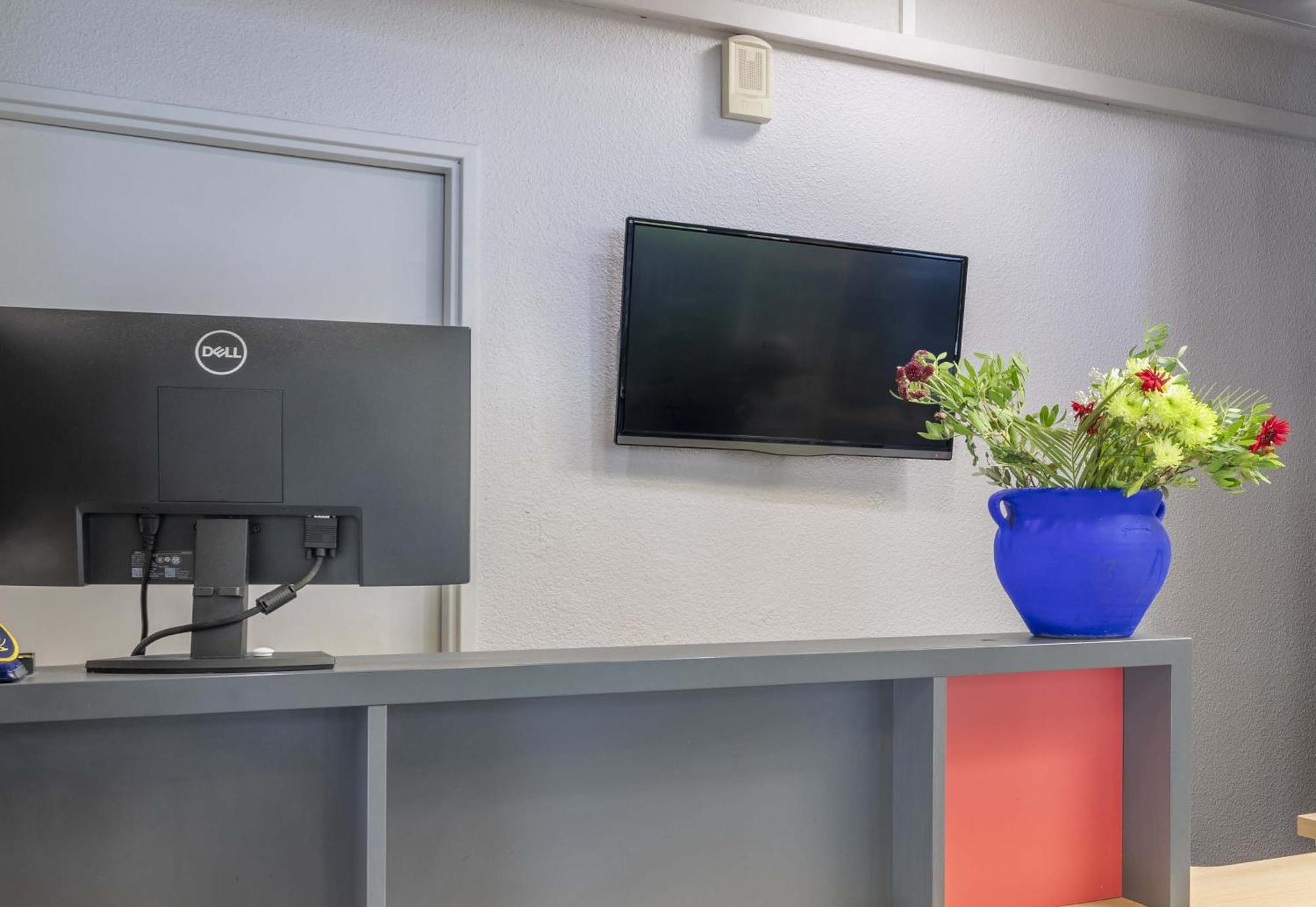 B&B Hotel Toulon Ollioules Dış mekan fotoğraf
