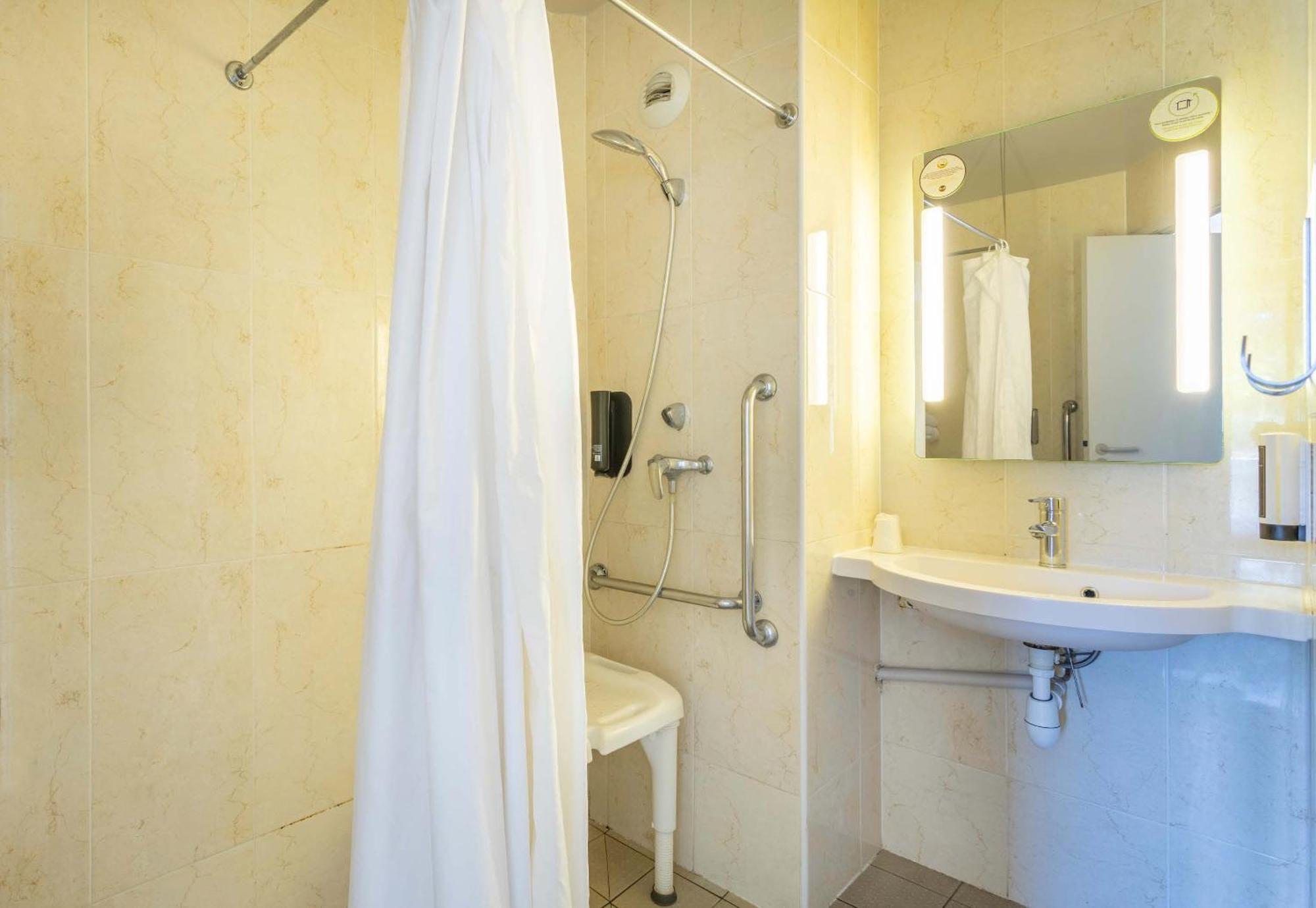 B&B Hotel Toulon Ollioules Dış mekan fotoğraf